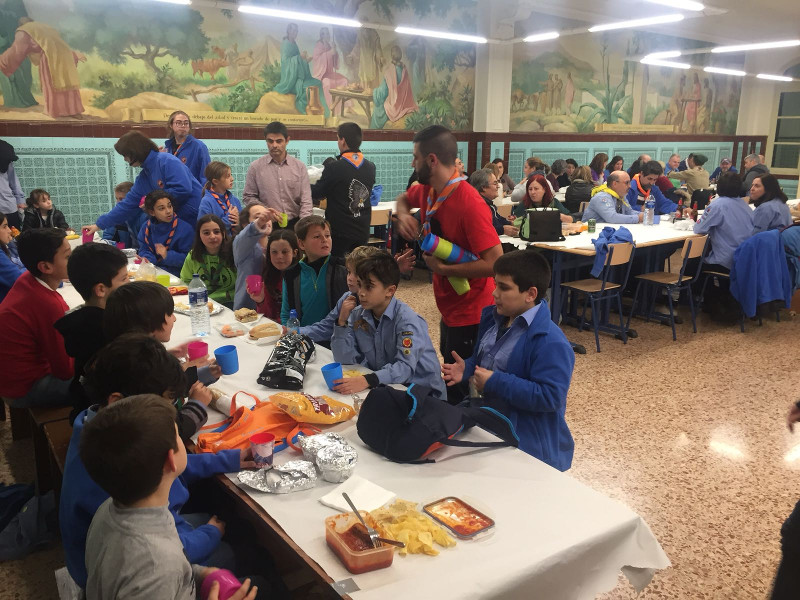 Cena del 48º aniversario del Grupo Scout La Salle 214