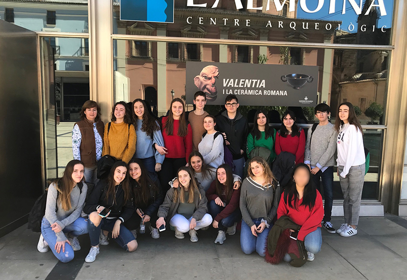 Los alumnos de 4º de ESO de Latín realizan una visita al Patrimonio cultural de Valencia