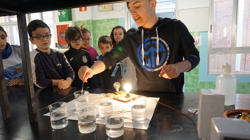 El Colegio La Salle de Paterna celebra el día “La Salle sueña Ciencia”