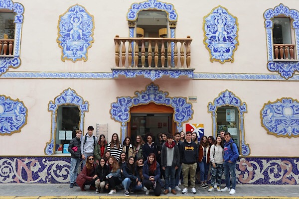 Visita de Bachillerato Artístico al Museo de Fotografía y Museo de Cerámica de Manises