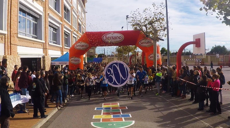 Más de 700 personas participan en la III Carrera Solidaria “Gente Pequeña” en el Colegio La Salle de Paterna