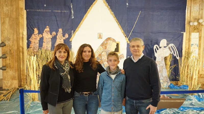 Premios al Belén del Colegio y al alumno Marco Clemente por parte de FCAPA y a Alba Casado por AMYPA