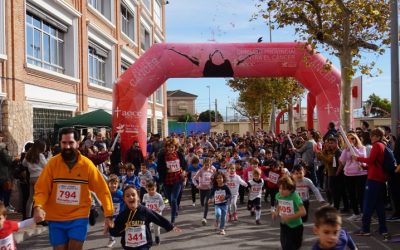 Más de 700 personas participan en la IV Carrera Solidaria “Gente Pequeña” en el Colegio La Salle de Paterna