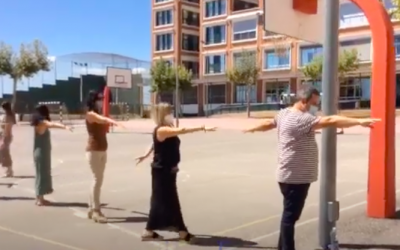 El profesorado explica a través de un vídeo las instrucciones de desplazamientos por el Colegio