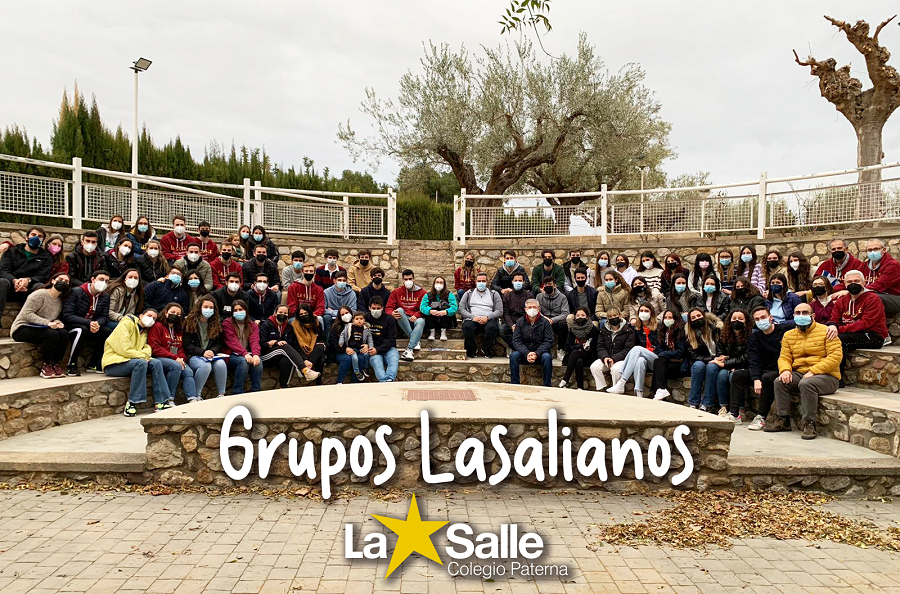 Convivencia del equipo de educadores de Grupos Lasalianos del Colegio La Salle Paterna para preparar la Pascua Juvenil y el Campamento de Verano