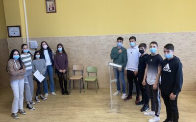 Els grups de 3er d’ESO realitzen debats de temes d’actualitat a l’assignatura de geografia