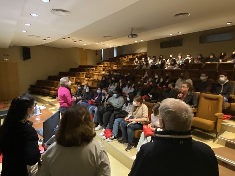 Alumnado de La Salle Avignon visita el Colegio La Salle de Paterna