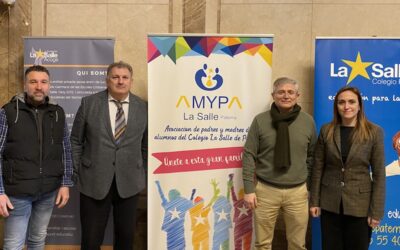 La Asociación de madres y padres de alumnado (AMYPA) se reúne con Ángel Civera, Director del Colegio