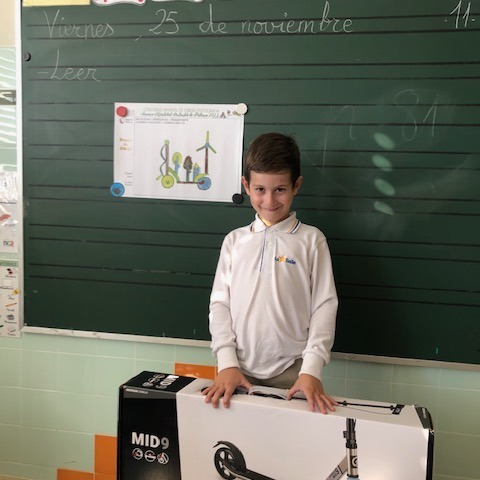 Daniel Ruiz, alumno de 2º de Primaria, ganador en el Concurso de dibujo sobre Movilidad Sostenible Paterna 2022