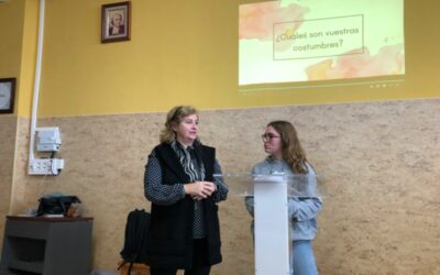 Tribuna de los Oradores «Raíces»