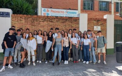 El alumnado de 2º de Bachillerato visita la sede de Proyecto Hombre de Valencia