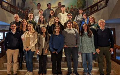 Antiguos alumnos participan en las charlas de orientación para el alumnado de 4º de ESO y Bachillerato