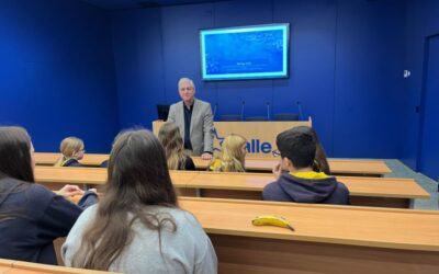 Visita de Juan Carlos de los Mozos, responsable de Academica Corporation Office of International Development