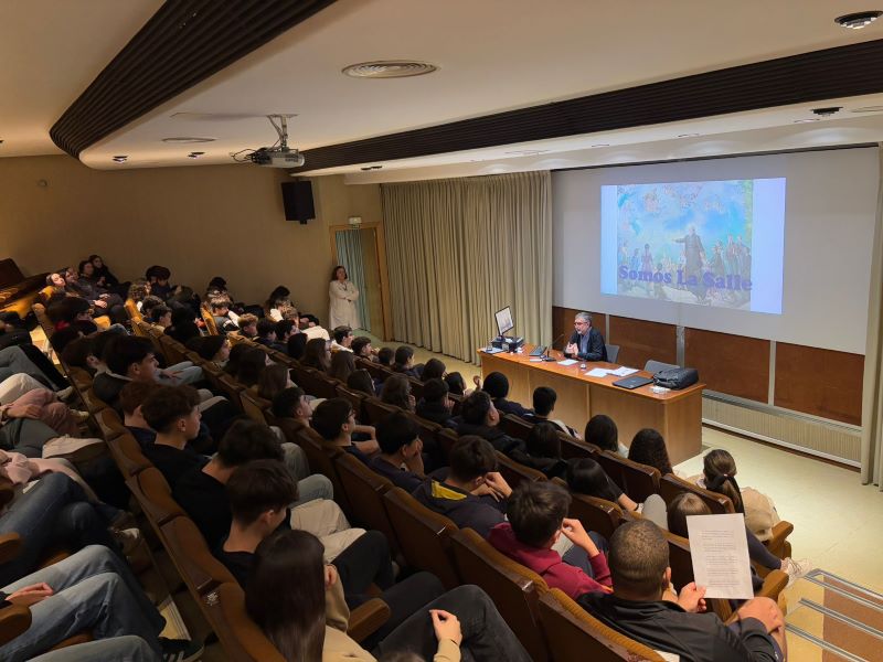 El Colegio La Salle de Paterna celebra el Tricentenario de la Bula Papal de aprobación del Instituto