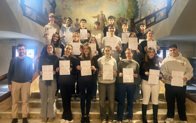 Entrega de certificados de nivel A2 de francés al alumnado de Bachillerato