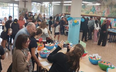 Entre células y galaxias: así ha sido la IV Feria de la Ciencia de La Salle Paterna