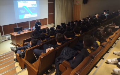 Prevención y conciencia: charla sobre adicciones y drogas en 4º ESO