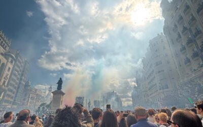 Entre ninots y mascletà: así fue la Ruta Fallera de 4º de ESO