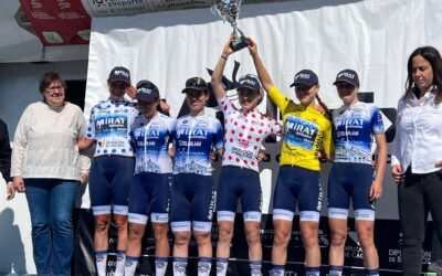 Gemma Toledo, alumna de La Salle Paterna, brilla en la Vuelta a Extremadura y logra la victoria por equipos