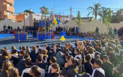 El Colegio La Salle de Paterna inaugura el nuevo patio de 1º y 2º de Primaria después de una obra integral